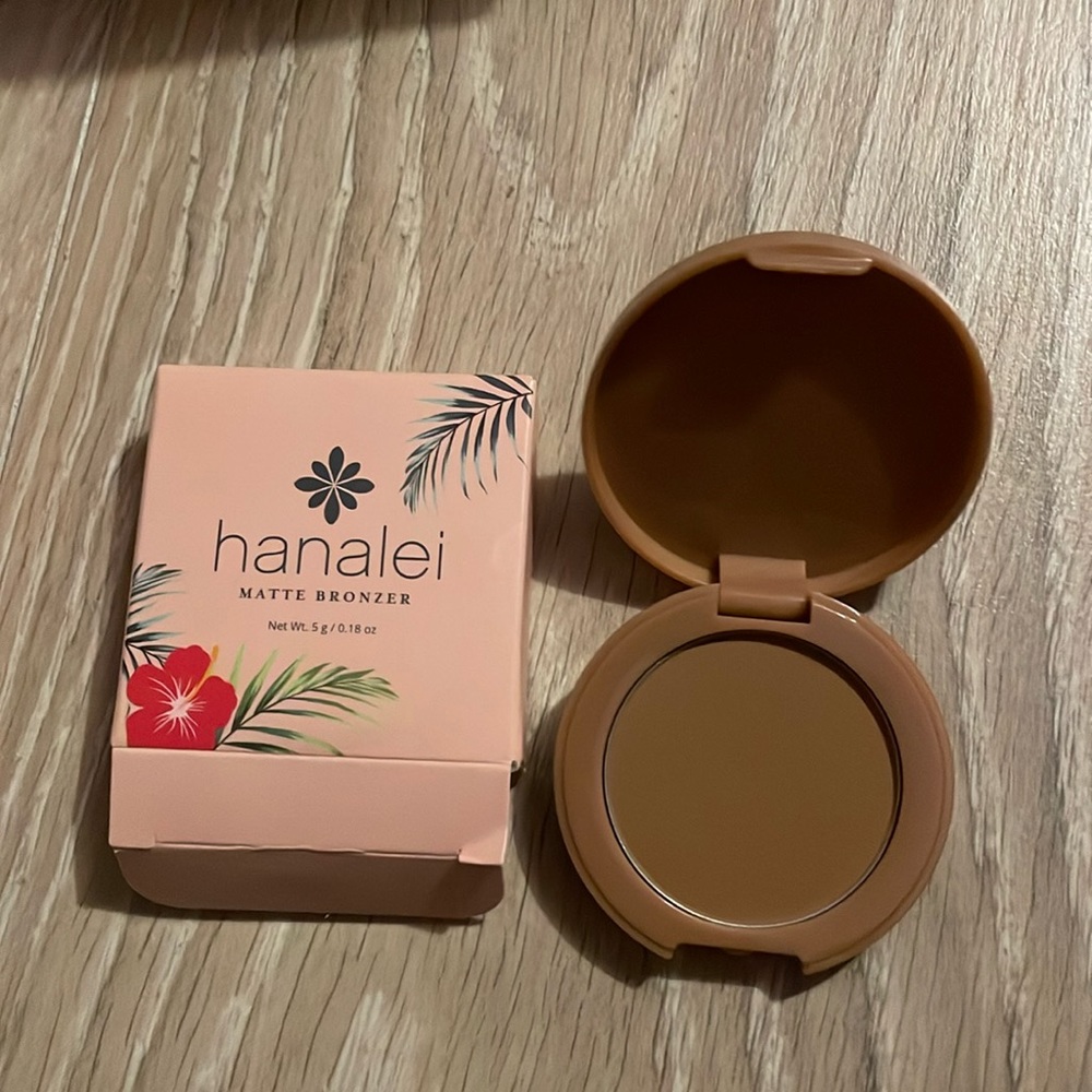 Brand new Hanalei Matte bronzer